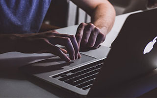 巴卡约科：全家为我足球生涯四处奔波 愿意为国家队付出一切